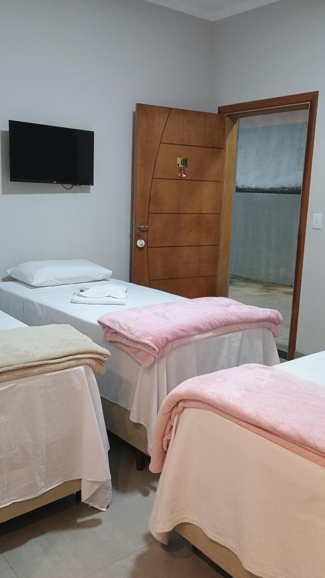 Pousada Oliveira Munhoz Ngoại thất bức ảnh